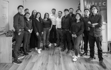 Conoce a nuestro equipo, la fuerza impulsora detrás de nuestro éxito.